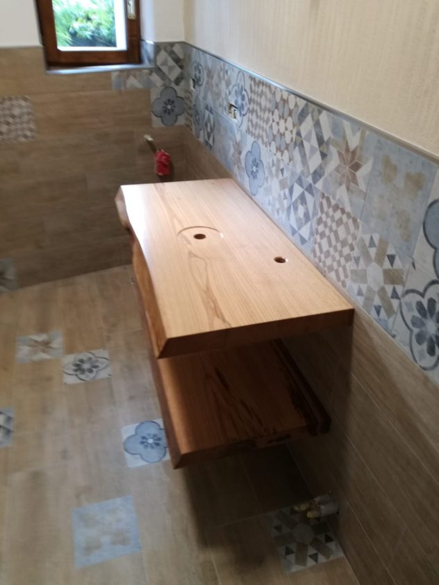 Serramenti in legno bergamop Complementi d'arredo in legno per negozi